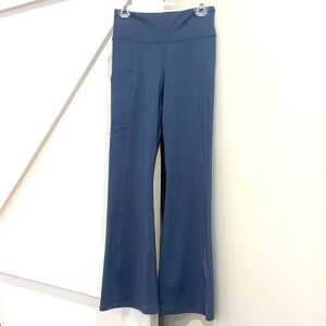 NWOT Abercrombie Kids YPB Flare Leggings Active Yoga Pants Side Pocket Wide Band